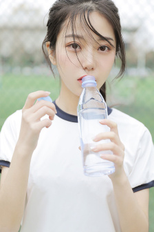 刚入睡感觉巨大的东西在动
